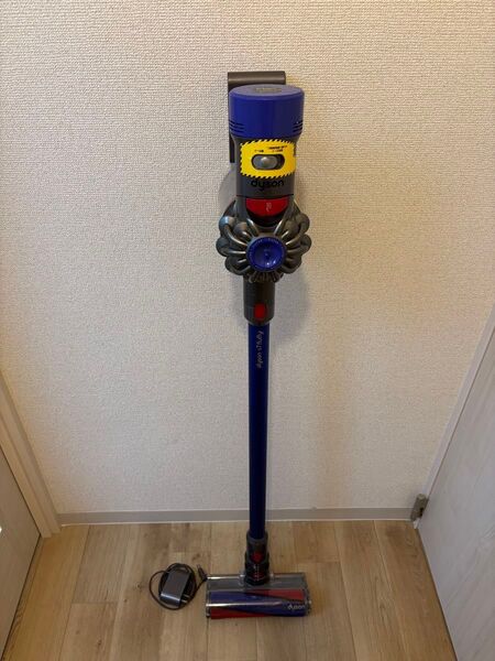 ダイソン Dyson V7 Fluffy SV11 掃除機