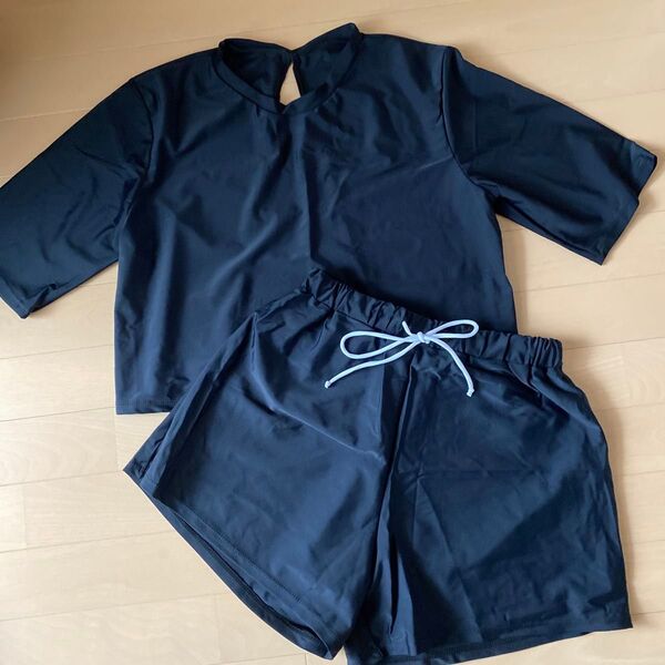 L 新品未使用 ラッシュガード セットアップ 黒 ブラック 2ピース 上下セット 女性用