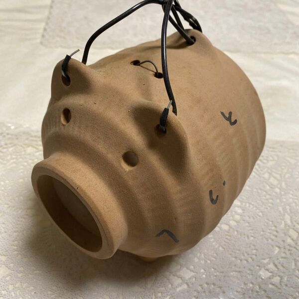 新品 未使用 蚊取り線香置き ブタ 陶器 高級
