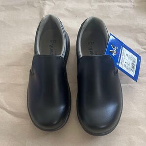 厨房シューズ 黒 ハイパーV 住商モンブラン H-5000B 225 (61-6142-39)