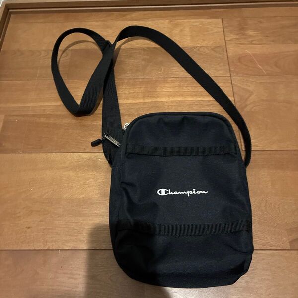 チャンピオン ミニショルダーバッグ