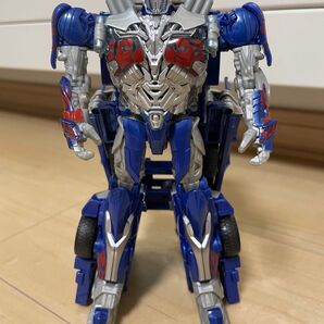 『トランスフォーマー★オプティマスプライム 』おもちゃ★ロボット★フィギュア