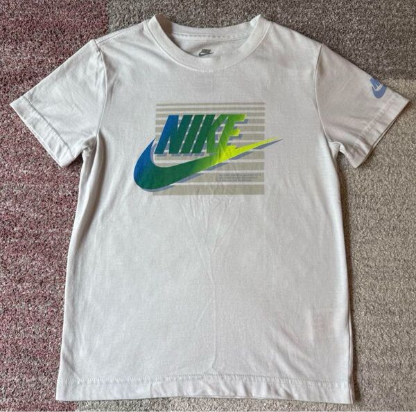 NIKE キッズTシャツ 116-122 ナイキ 6-7 120cm 半袖 ホワイト