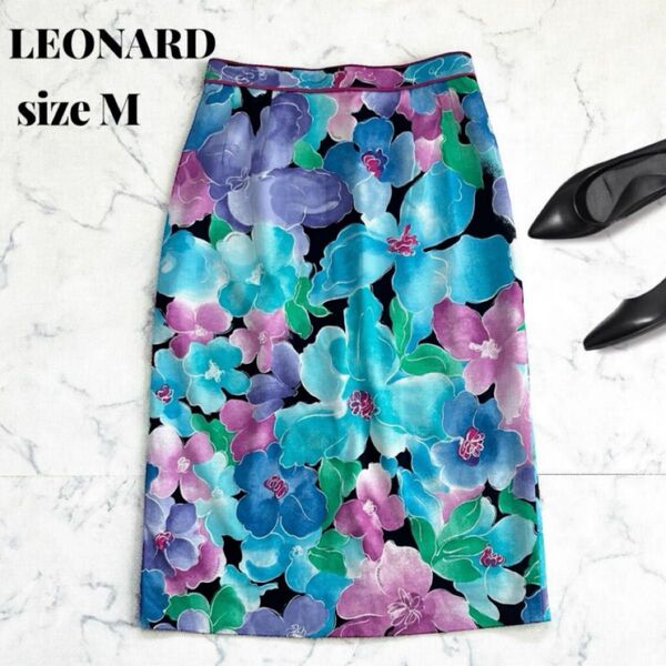 LEONARD 鮮やか 花柄 膝丈タイトスカート【M】黒×青 コットン