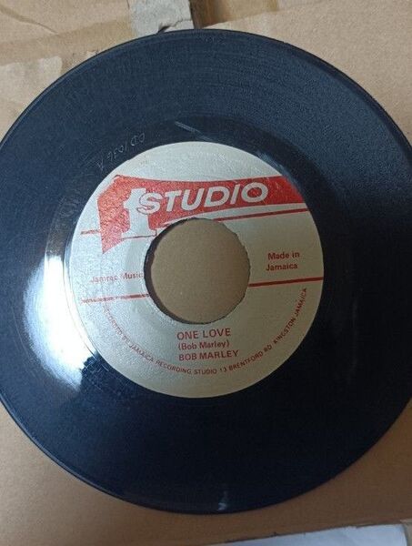 BOB MARLEY ONE LOVE レコード