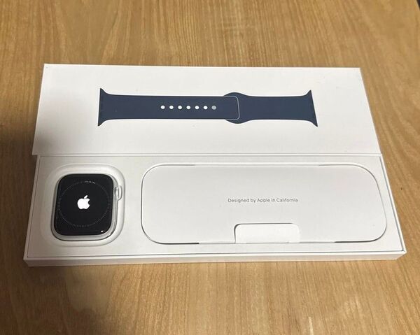 Apple Watch Series 9 GPSモデル 45mm バッテリー容量100%