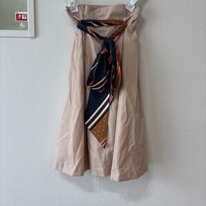 【31 Sons de mode】トランテアンソンドゥモード ロングスカート スカーフ付 汚有のため値下げ 38サイズ M相当