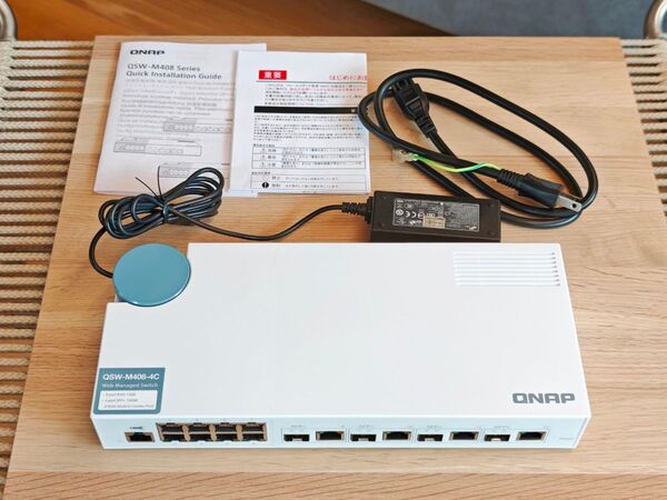 QNAP QSW-M408-4C スイッチングハブ 10GbE SFP+ L2 スイッチ 10Gイーサネット対応 SFPポート