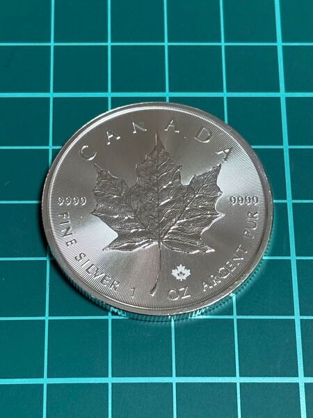 メイプルリーフ銀貨 1オンス 2022年