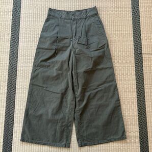 タックワイドパンツ カーキ