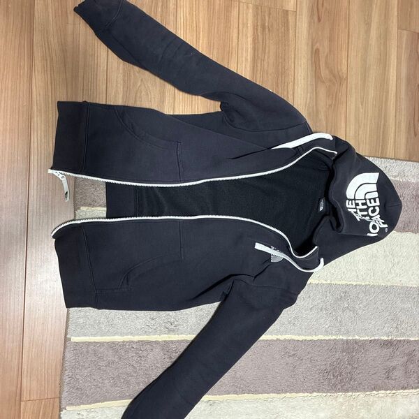 THE NORTH FACE パーカー 黒