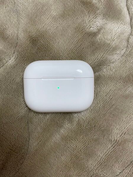 AirPods Pro 充電ケースのみ 純正