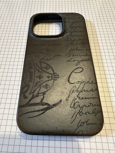 ベルルッティiPhone14 Pro ケース レザー カリグラフィ
