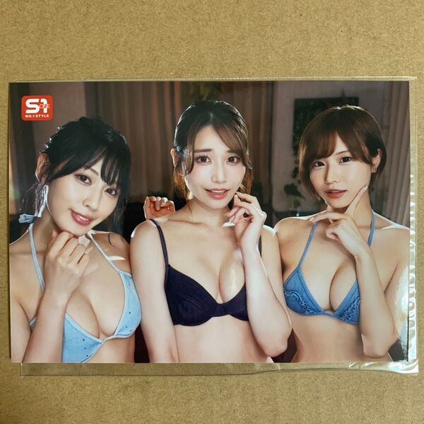 河北彩花 本郷愛 金松季歩 DVD 特典 生写真 / セクシー女優 グラビアアイドル プロマイド