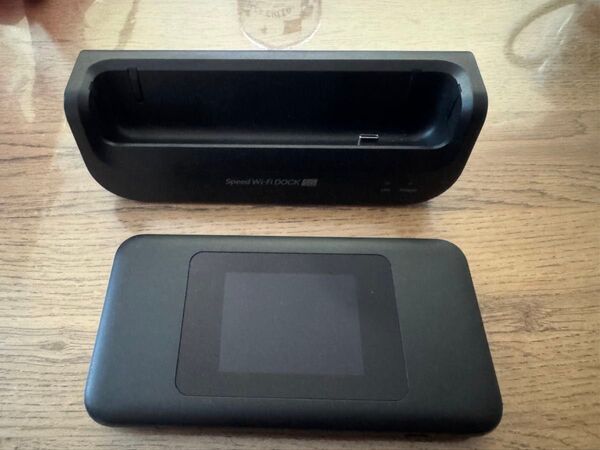 Speed Wi-Fi DOCK 5G 01
