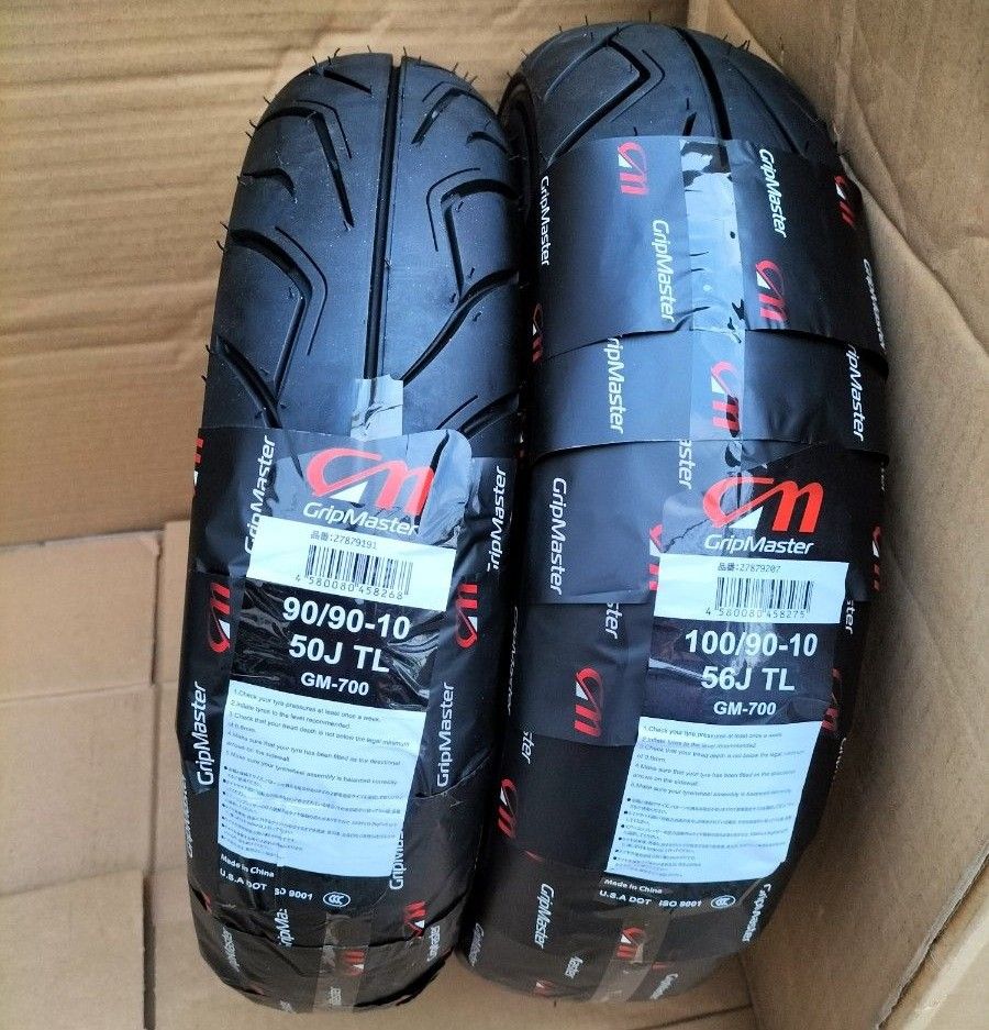 アドレスV125/G/S 前後タイヤセット バルブ ビードクリーム付き 残りわずか 当日発送 アドレスV125/G/S 前後タイヤセット バルブ