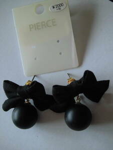 ***No,142* black ribbon & ball earrings * regular price 2000 jpy * post ... equipped?***