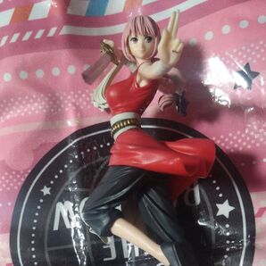 箱無し ワンピース WORLD JOURNEY フィギュア レベッカ