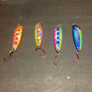ダイワ チヌーク 25g 4個スプーン トラウト