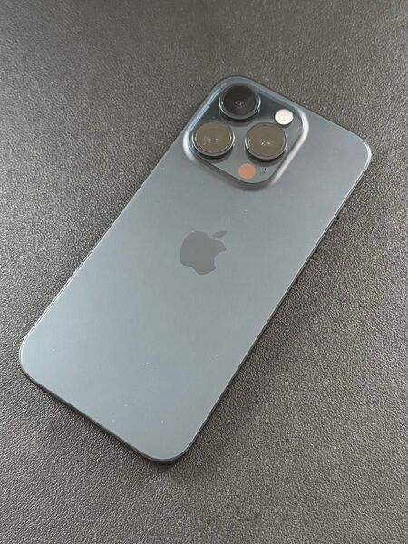 iPhone 15 Pro ブルーチタニウム バッテリー95%