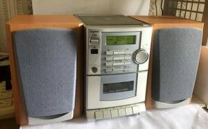 SANYO　CD　ラジオ　カセット　コンポ　スピーカーペア　AM/ FM　DC-DA70　2001年製　ミニコンポ