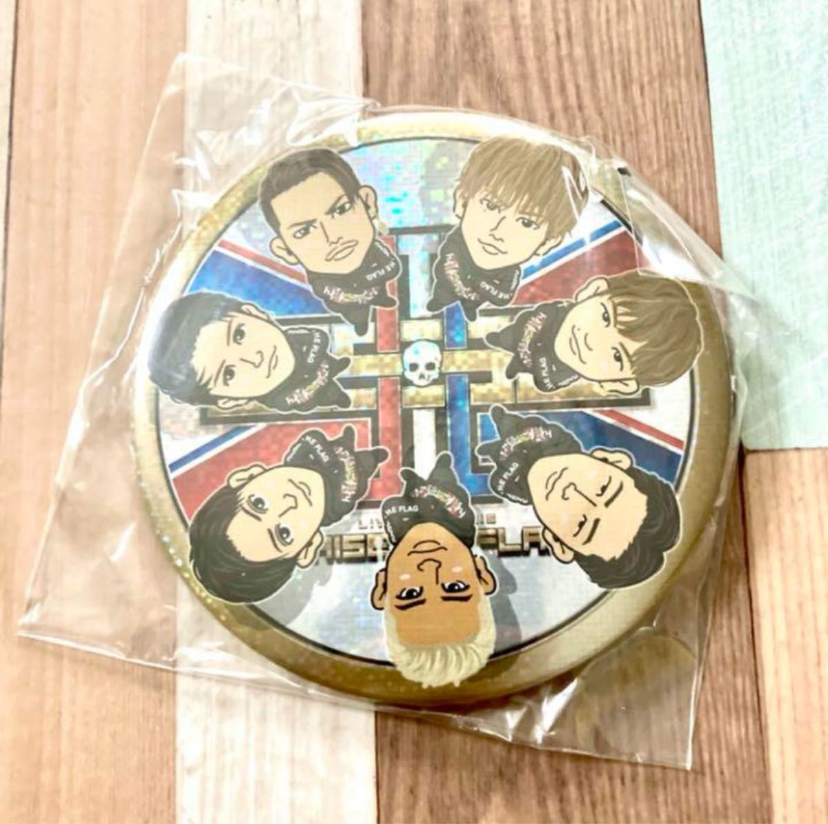 登坂広臣 75mm 缶バッチ 白ラブ 登坂広臣缶バッジ直径7センチ|Yahoo!フリマ(旧PayPayフリマ)