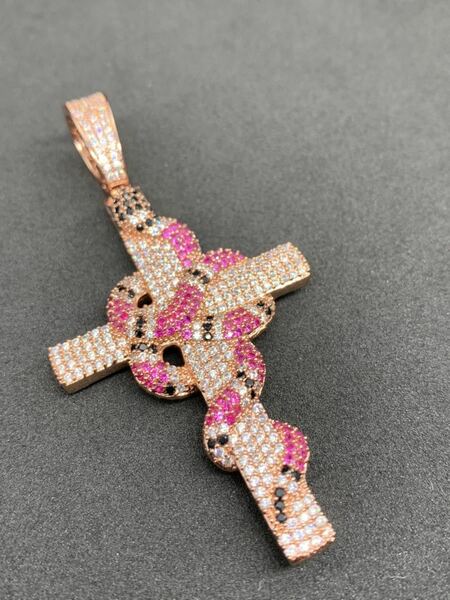 十字架 スネーク 蛇 ピンク ロザリオ ジルコニア ブリンブリン ネックレス