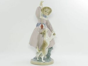 リヤドロ 置物 ■ 少女と犬とボール フィギュリン 5078 女性 陶器人形 dog インテリア オブジェ 艶あり Lladro