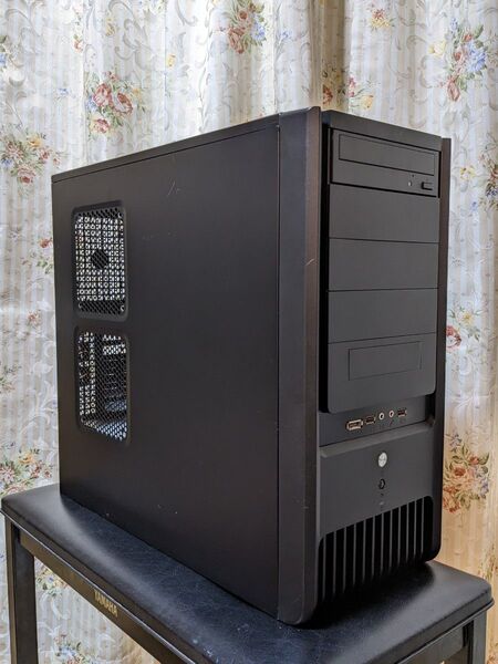 ミドルタワー PCケース 現状扱い