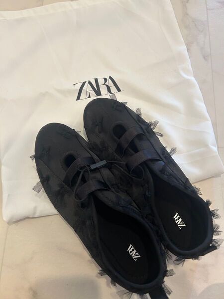新品 ZARA ブラック フラットシューズ リボン付き 保存袋 バレーシューズ