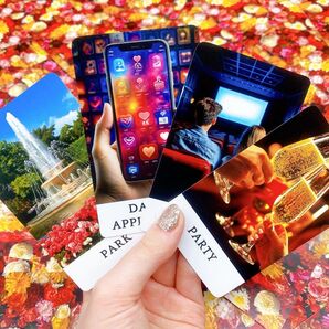 出会いの場所やデートスポットが占える!「Meeting Place & Date Oracle」32枚 (巾着袋&解説書付き)