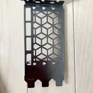グラフィックボード グラボ ブラケット 出力 端子 カバー