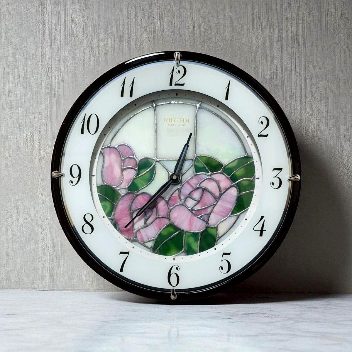 ◆廃盤 希少◆ RHYTHM リズム時計 ステンドグラス装飾 電波掛け時計　掛時計　RHG-M005 4MY845HG13