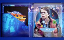 Blu-ray「バック・トゥ・ザ・フューチャー TRILOGY BOX [UK版]」25th Anniversaryと同一内容_画像3