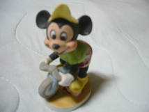 Disney ディズニー 人形 サイズ105-70-60㎜ レア品 ユーズド_画像1