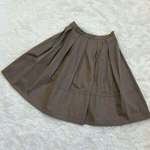 【c957】RIVE DROITE 膝丈スカート フレア カーキ M タック