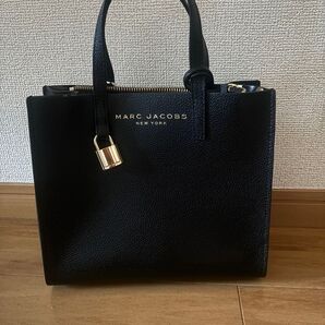 MARC JACOBS NEW YORK ハンドバッグ ブラック レザー