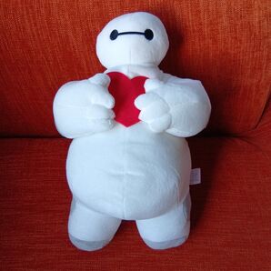 【新品】ディズニー ベイマックス ハートをぎゅっと ぬいぐるみリュック