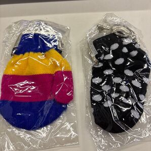 ミニチュア 手袋型小物入れ キーホルダー 2個セット 未使用