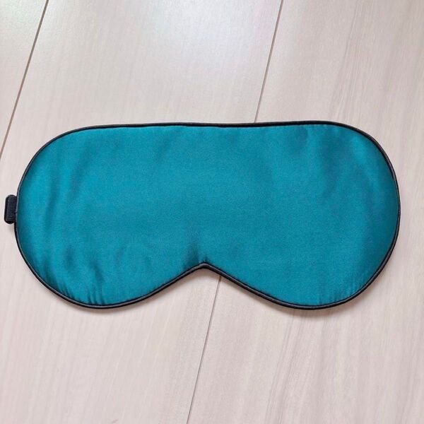 アイマスク 睡眠用 シルクアイマスク 天然シルク製 通気性 男女兼用 アイマスク 睡眠用 快眠グッズ 睡眠 光の遮断 飛行機