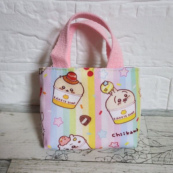 ハンドメイド ミニミニトートバッグ カップケーキ ピンク ちいかわ