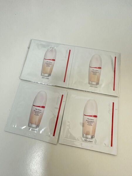 資生堂 エッセンス スキングロウ ファンデーション 220Linen 1ml×4