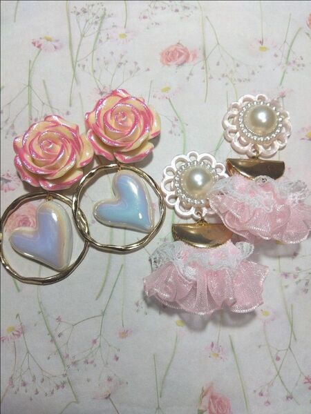 ハンドメイド イヤリング or ピアス 2点セット ローズハート レースタッセル