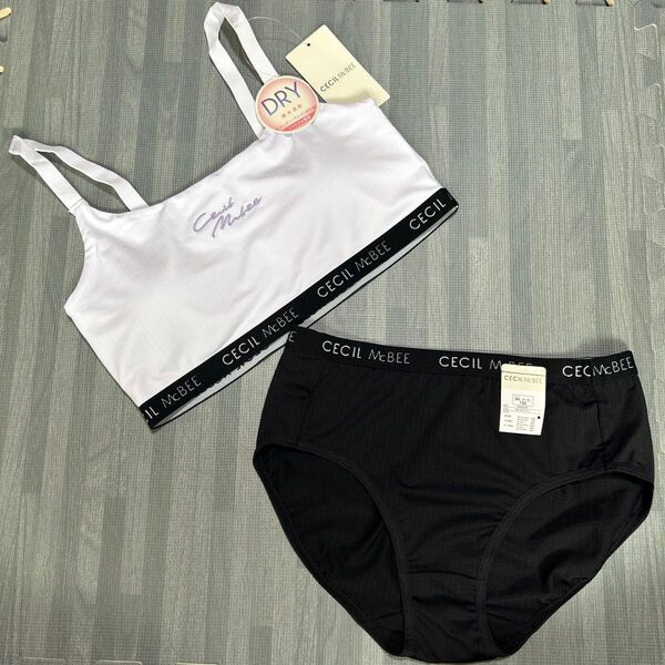 新品 CECIL Mc BEE ブラショーツset 165 ホワイト ブラック 吸水速乾素材 ハーフトップ スポーツブラ