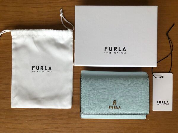 FURLA フルラ CAMELIA レザー 二つ折り財布 コンパクトウォレット ライトブルー