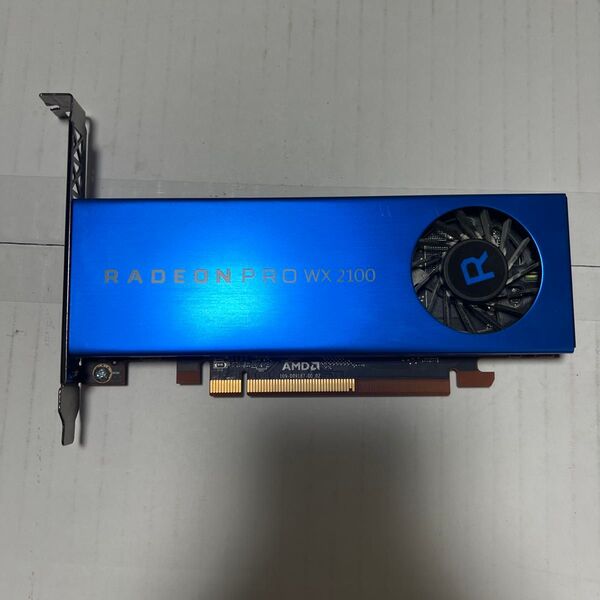 AMD Radeon Pro WX2100 グラフィックボード