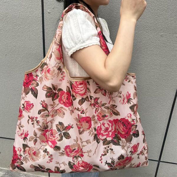 大きめのエコバッグ 花 柄買い物袋 折りたたみ 1袋 男女兼用 大容量収納 軽量 手提げ袋 おしゃれ ショッピングバッグ