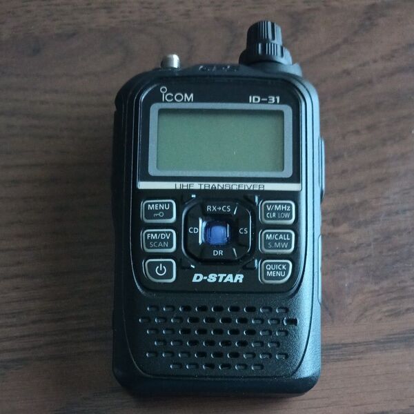 ICOM ID-31 D-STAR ハンディトランシーバー★中古