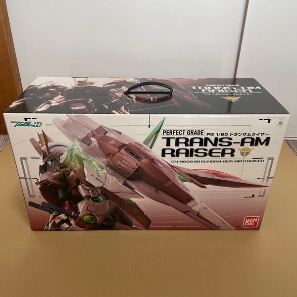 バンダイ PG 1/60 機動戦士ガンダム00 トランザムライザー プラモデル
