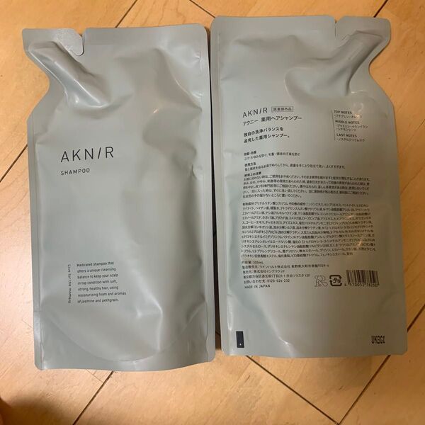 【詰め替え シャンプー】 AKNIR アクニー 薬用ヘアシャンプー 詰め替え 300ml 医薬部外品 ヘアケア
